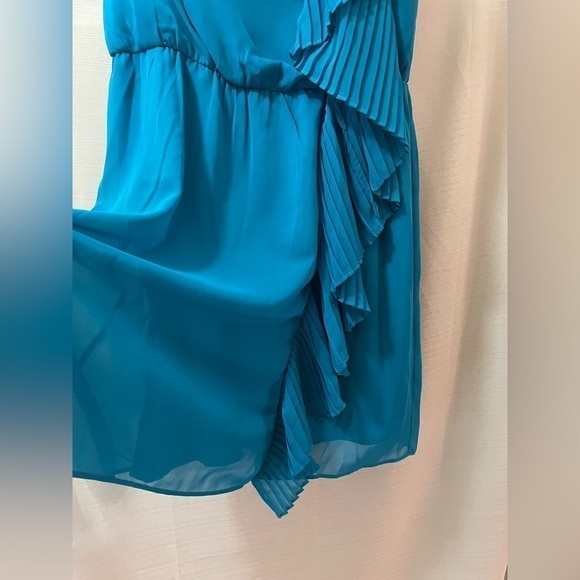 🔴BCBG new strapless turquoise mini dress size medium - Picture 3 of 8